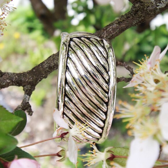 Vintage Premier Designs Silver Tone and Black Cuff Bracelet - Picture 1 of 10